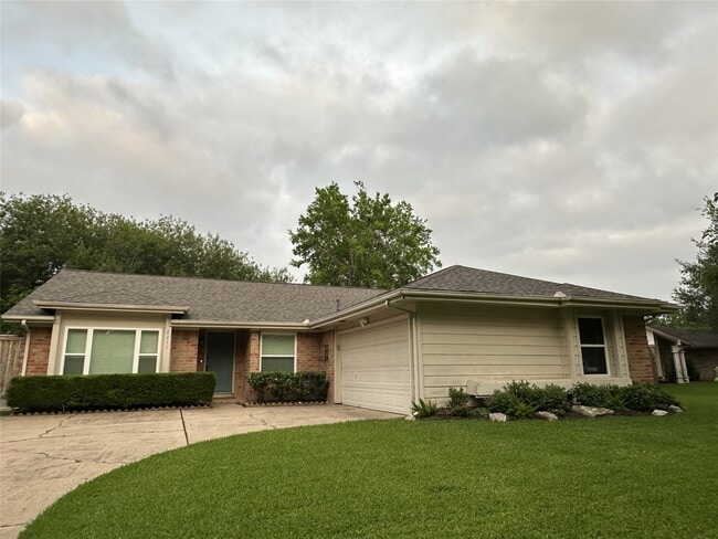 property at 2211 Brook View Ln