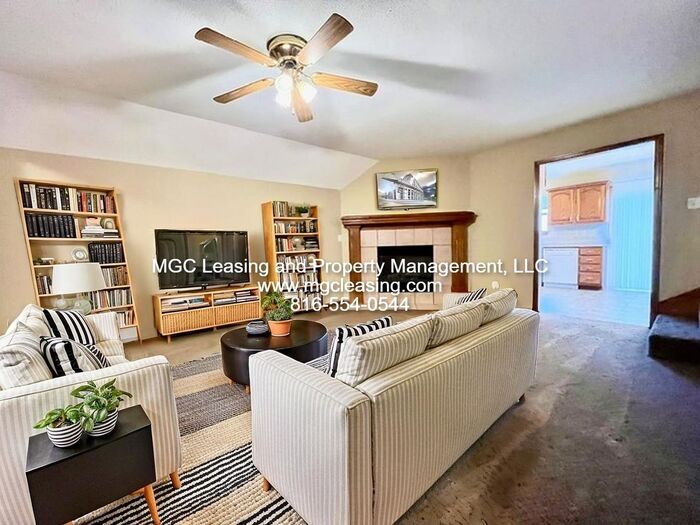 538 Allen Ct in Raymore, MO - Building Photo