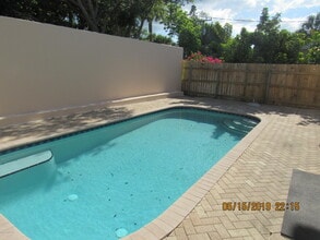 156 Wilson Ave in Cocoa Beach, FL - Building Photo - Building Photo