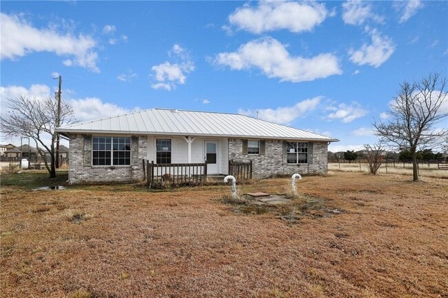 13605 Ralph Ritchie Rd in Manor, TX - Building Photo - Building Photo