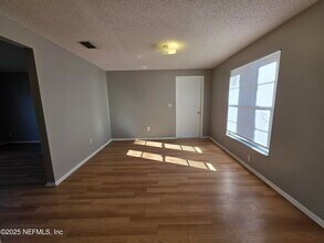 2709 Julie Ln in Middleburg, FL - Building Photo - Building Photo