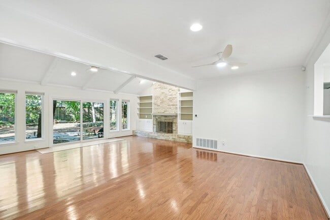 2505 Comburg Castle Way in Austin, TX - Building Photo - Building Photo