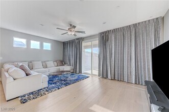 7572 Mount Spokane Ct in Las Vegas, NV - Building Photo - Building Photo