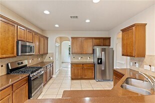 103 Payne Stewart Dr in Round Rock, TX - Building Photo