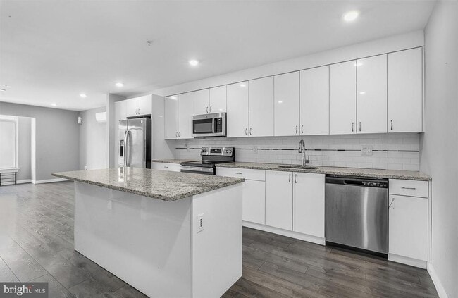 property at 1447 N 8th St