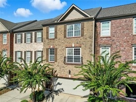 5747 Pine Oak Dr NW in Norcross, GA - Building Photo