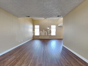 71 Meadowcrest Dr in Franklin, OH - Building Photo - Building Photo