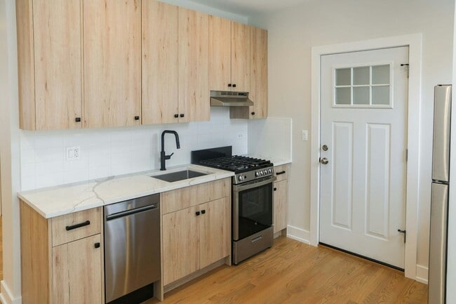 property at 3529.5 N Broadway