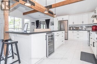 1127 Sunny Lake Rd in Gravenhurst, ON - Building Photo - Building Photo