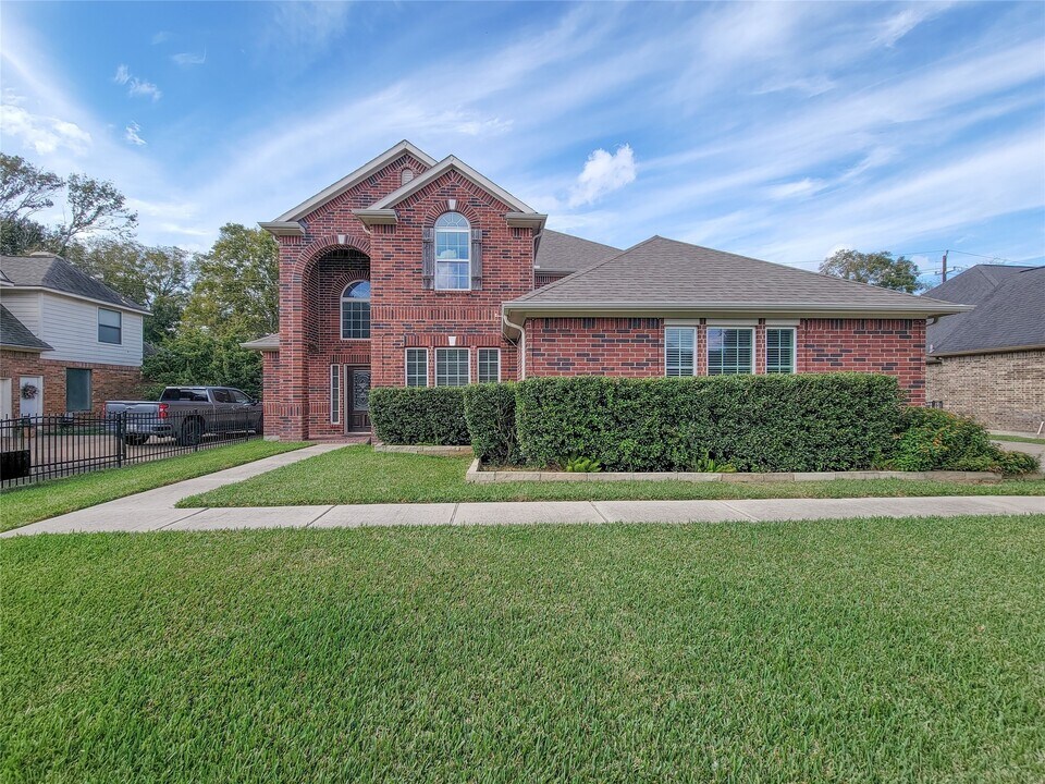 4607 Wickby St in Fulshear, TX - Building Photo