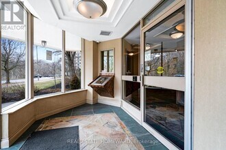 4 Park Vista in Toronto, ON - Building Photo - Building Photo