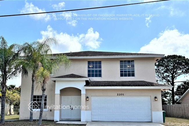 property at 2201 SW Susset Ln