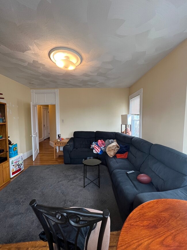 59 Cedar St, Unit 3L in Somerville, MA - Building Photo - Building Photo
