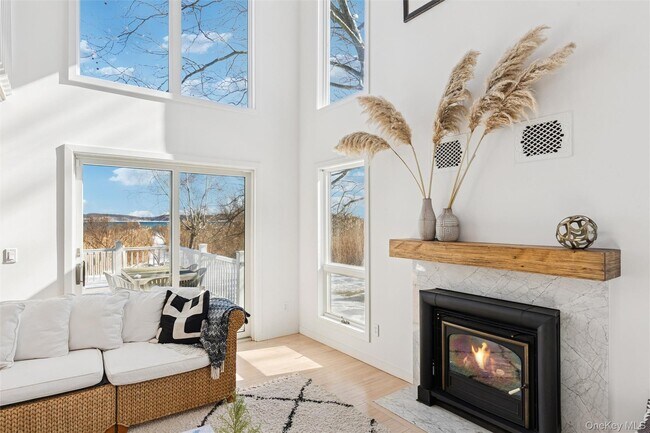 845 Budds Pond Rd in Southold, NY - Building Photo - Building Photo