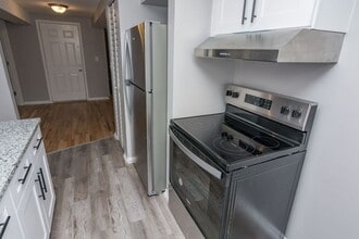 6135 S Indiana Ave in Chicago, IL - Building Photo - Building Photo