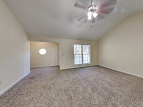 1240 Grayland Hills Dr in Lawrenceville, GA - Building Photo - Building Photo