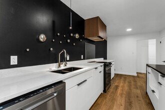 3761 High Vista Dr in Dallas, TX - Building Photo - Building Photo