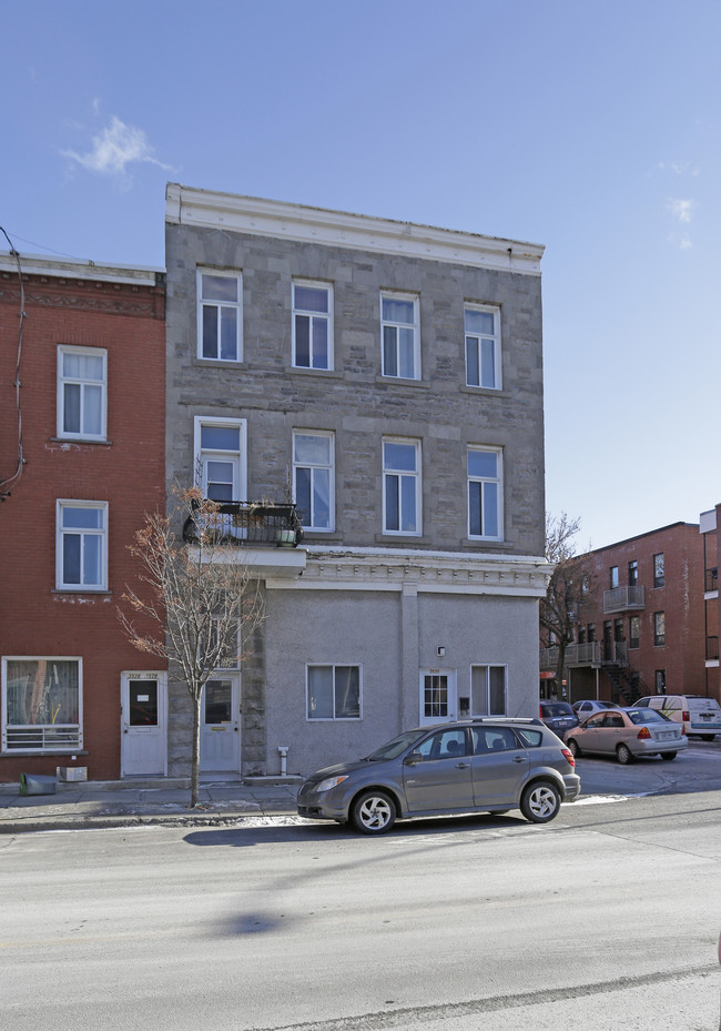 3520-3524 de Rouen Rue in Montréal, QC - Building Photo - Building Photo