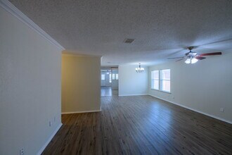 5221 Prestwick Dr in Fort Worth, TX - Building Photo - Building Photo