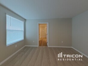5026 Rocky Coast Pl in Palmetto, FL - Building Photo - Building Photo