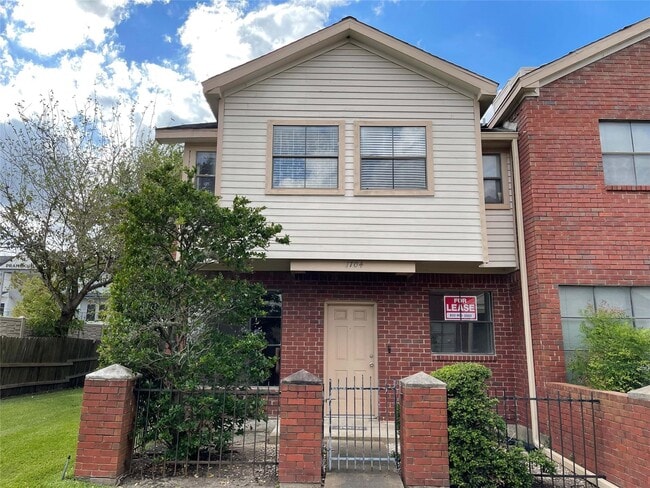 property at 1103 Dulles Ave