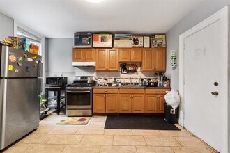 1019 Summit Ave in Jersey City, NJ - Building Photo - Building Photo