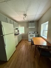 224 Charles St, Unit Charming studio apartment in Boone, NC - Building Photo - Building Photo