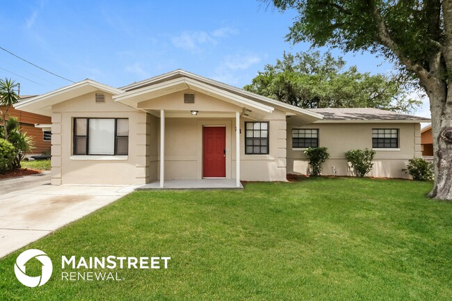 11 Tangerine Dr in Haines City, FL - Foto de edificio - Building Photo