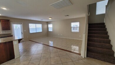 7379 Lagoon Blue St in Las Vegas, NV - Building Photo - Building Photo