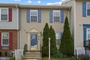 606 Ransom Ct in Odenton, MD - Building Photo
