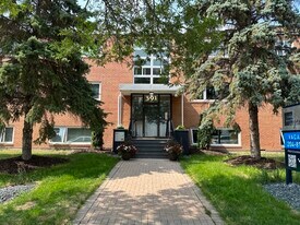 391 Gertrude in Winnipeg, MB - Building Photo