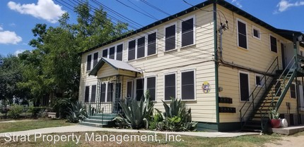 813 E. Carson in San Antonio, TX - Building Photo - Interior Photo