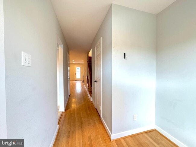 property at 1318 Dewitt Ave