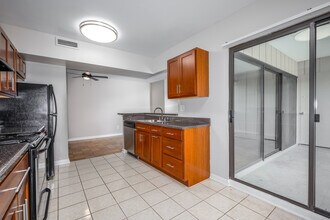 Ashley Apartments in Laurel, MD - Building Photo - Interior Photo