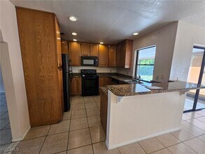 1206 SE 36th Terrace in Cape Coral, FL - Building Photo - Building Photo