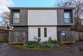 1190-1196 SE Haig St-Unit -1-4 in Portland, OR - Building Photo - Building Photo