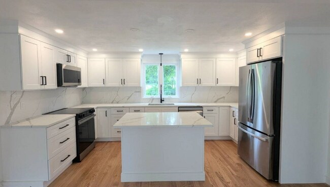 23 Allen St in Lexington, MA - Building Photo - Building Photo