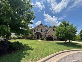 620 Madison Dr in Prattville, AL - Building Photo