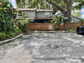 14684 Pine Glen Cir in Lutz, FL - Building Photo - Building Photo