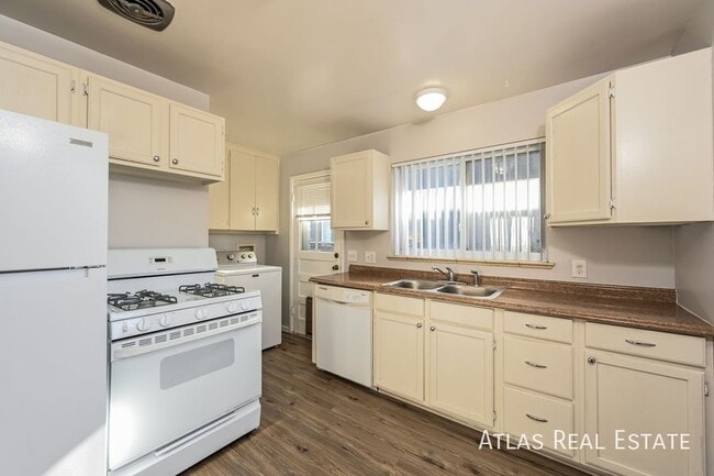 property at 2 S Jackson St