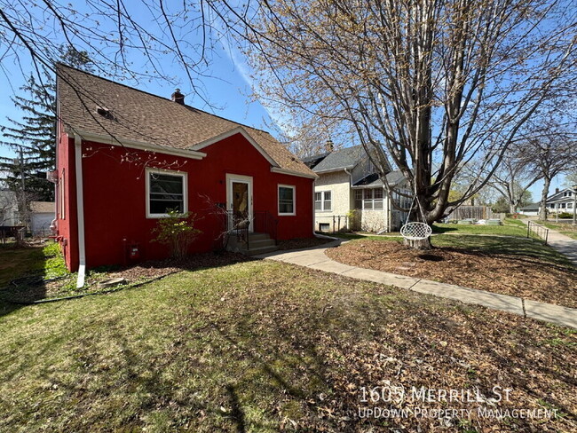 property at 1605 Merrill St