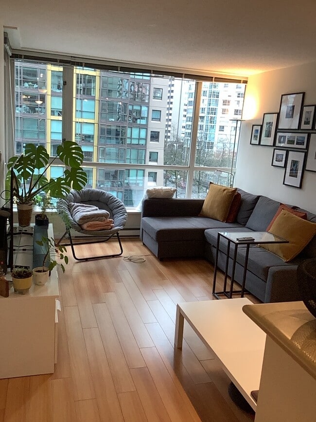 property at 1420 W Georgia St