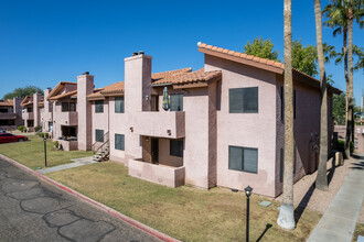 Aspen Springs in Chandler, AZ - Building Photo - Primary Photo