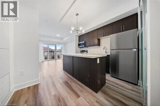 575 Conklin Rd in Brantford, ON - Building Photo - Building Photo