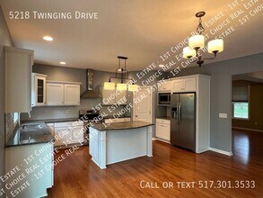 5218 Twinging Drive in Okemos, MI - Building Photo - Building Photo