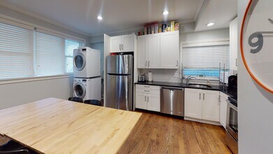 1059 Saratoga St in Boston, MA - Building Photo - Building Photo