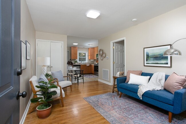 property at 433 Northside Dr