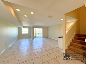 707 Carpenters Way in Lakeland, FL - Foto de edificio - Building Photo