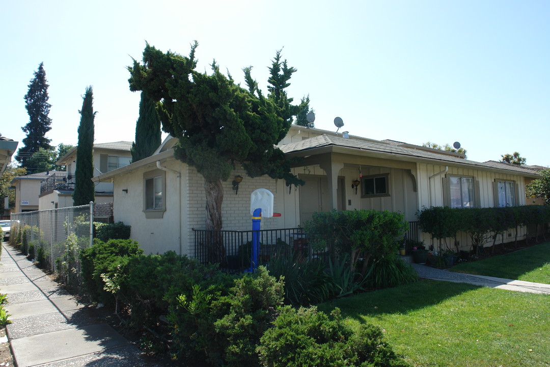 286 Greendale Way in San Jose, CA - Building Photo