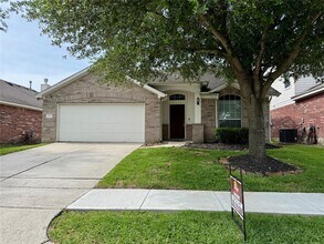 12103 Canyon Falls Dr in Tomball, TX - Foto de edificio - Building Photo